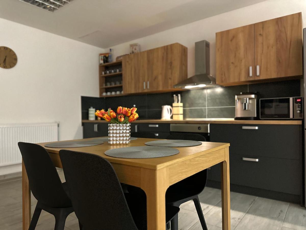 Apartman Pantaren Stara Bystrica Bagian luar foto