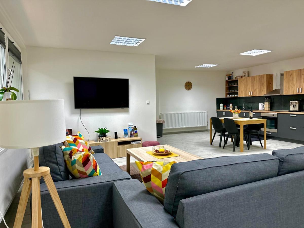 Apartman Pantaren Stara Bystrica Bagian luar foto